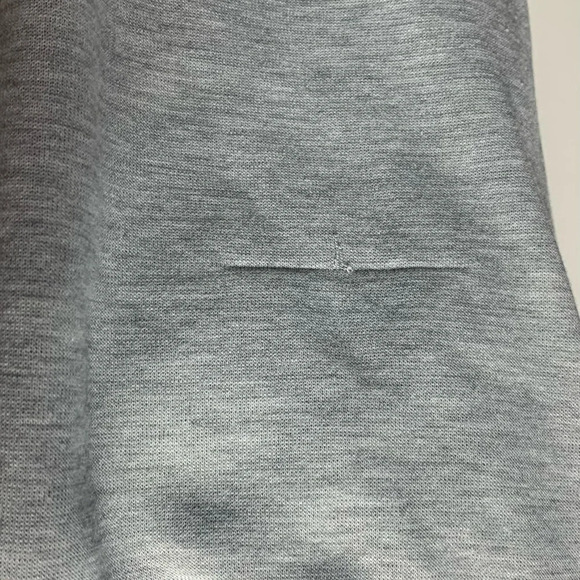 Indygena Women’s Grey Hooded Pullover Tunic Sweater Size Medium  Athleisure - Picture 13 of 15